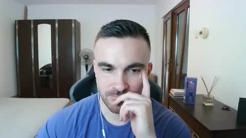 Victor online show from 04-02-26, 12:25