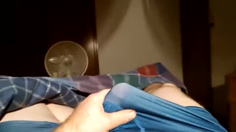 Snapshot of mugglesmuggler chatting on 01-18-26, 03:54 mugglesmuggler online show from 01-18-26, 03:54