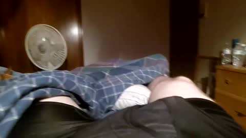 Snapshot of mugglesmuggler chatting on 05-17-26, 02:31 mugglesmuggler online show from 05-17-26, 02:31