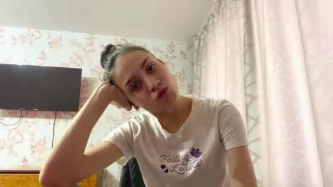 Tia online show from 02-26-26, 06:23