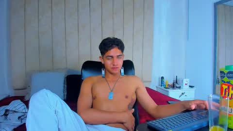 Snapshot of muichiro_tokito1 chatting on 12-14-24, 06:56 muichiro tokito1 online show from 12-14-24, 06:56