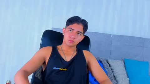 Snapshot of muichiro_tokito1 chatting on 01-10-25, 04:12 muichiro tokito1 online show from 01-10-25, 04:12