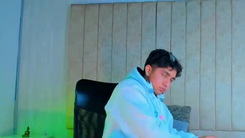 Snapshot of muichiro_tokito1 chatting on 01-22-25, 03:31 muichiro tokito1 online show from 01-22-25, 03:31