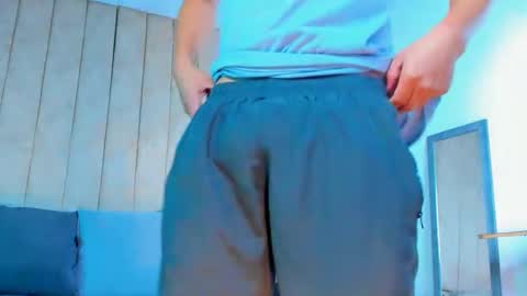 Snapshot of muichiro_tokito1 chatting on 01-28-25, 04:08 muichiro tokito1 online show from 01-28-25, 04:08