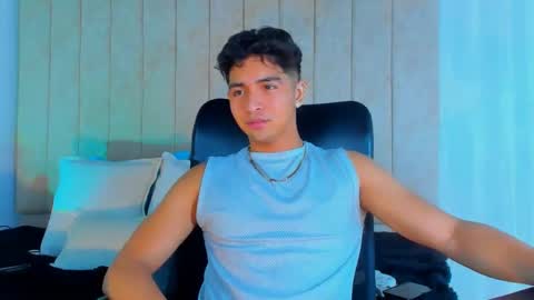 Snapshot of muichiro_tokito1 chatting on 02-12-25, 04:01 muichiro tokito1 online show from 02-12-25, 04:01