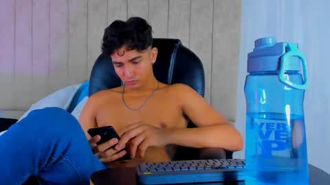 Snapshot of muichiro_tokito1 chatting on 03-02-25, 04:17 muichiro tokito1 online show from 03-02-25, 04:17