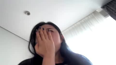 Mia online show from 03-23-26, 10:14