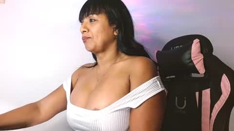 yuli online show from 07-06-26, 09:06