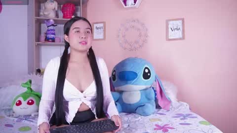 Snapshot of mulan_22_ chatting on 06-04-26, 12:33 mulan_22_ online show from 06-04-26, 12:33
