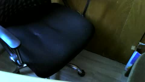 Snapshot of muller520 chatting on 05-10-26, 03:50 muller520 online show from 05-10-26, 03:50