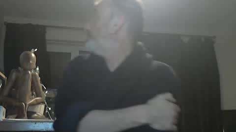 munch10 online show from 12-22-24, 10:58