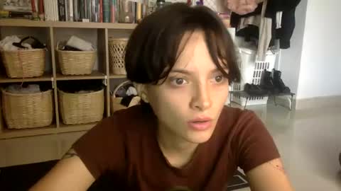 Snapshot of munchi_ chatting on 12-04-24, 03:21 online show from 12-04-24, 03:21