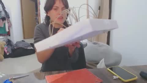 Snapshot of munchi_ chatting on 12-14-24, 01:50 online show from 12-14-24, 01:50