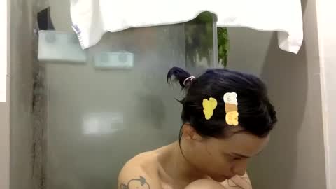 Snapshot of munchi_ chatting on 12-29-24, 02:49 online show from 12-29-24, 02:49