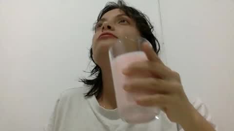 Snapshot of munchi_ chatting on 01-14-25, 11:58 online show from 01-14-25, 11:58