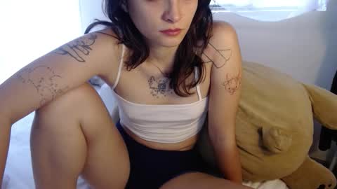   online show from 12-18-25, 04:35