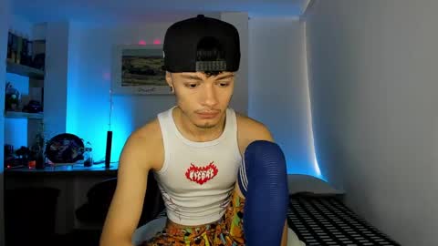 murielkarmesi online show from 01-05-25, 03:45