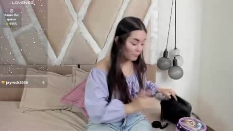 Snapshot of muriell_69 chatting on 05-30-26, 03:20 muriell_69 online show from 05-30-26, 03:20