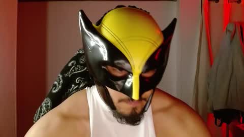 Snapshot of muscle_cock32 chatting on 10-25-25, 09:06 David Big online show from 10-25-25, 09:06