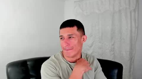 Muscle Man online show from 07-25-26, 04:04