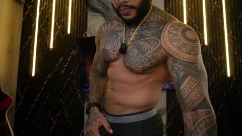 Snapshot of muscle_man19 chatting on 05-22-26, 05:36 Nick online show from 05-22-26, 05:36