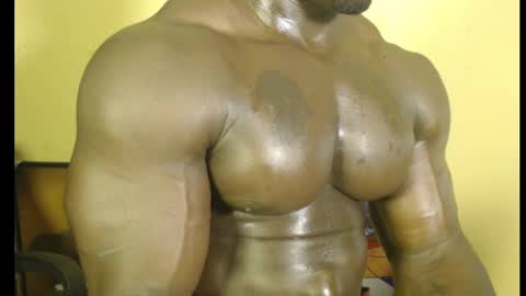 musclegod23 online show from 02-27-25, 03:04