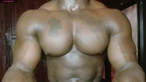 musclegod23 online show from 04-22-26, 01:08