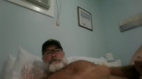 Snapshot of musclemeat41 chatting on 09-16-25, 06:31 musclemeat41 online show from 09-16-25, 06:31