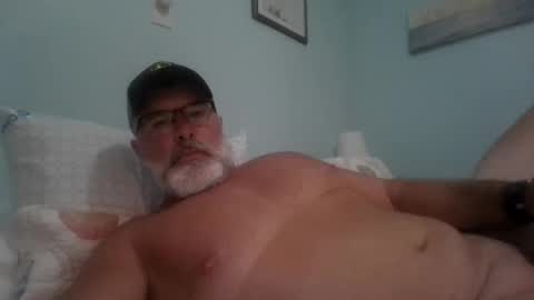 Snapshot of musclemeat41 chatting on 09-23-25, 10:02 musclemeat41 online show from 09-23-25, 10:02