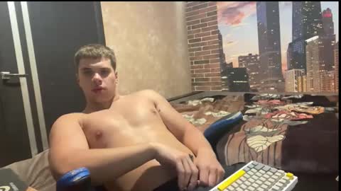 Snapshot of musclephantom chatting on 09-09-25, 07:57 Egor online show from 09-09-25, 07:57