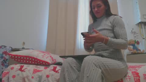 Snapshot of musclesqueen chatting on 01-14-25, 01:38 MusclesQueen online show from 01-14-25, 01:38