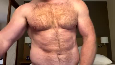 Snapshot of muscleundies chatting on 12-26-24, 07:38 muscleundies online show from 12-26-24, 07:38