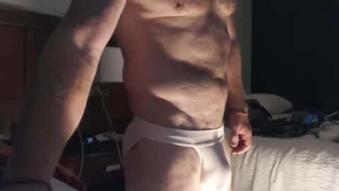 Snapshot of muscleundies chatting on 12-15-25, 03:16 muscleundies online show from 12-15-25, 03:16
