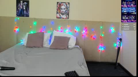 Snapshot of musclexxxbarbie chatting on 02-02-25, 03:07 Eva online show from 02-02-25, 03:07