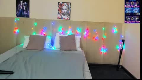 Snapshot of musclexxxbarbie chatting on 02-11-25, 05:26 Eva online show from 02-11-25, 05:26