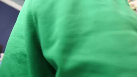 Snapshot of muscular_bear chatting on 06-26-26, 06:18 Chris online show from 06-26-26, 06:18