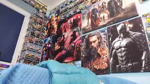 Snapshot of muscular_bear chatting on 07-17-26, 06:09 Chris online show from 07-17-26, 06:09