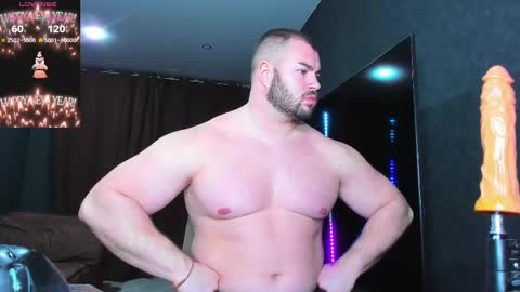 Snapshot of muscularjohnforu chatting on 03-09-25, 06:54 click icon for peach online show from 03-09-25, 06:54