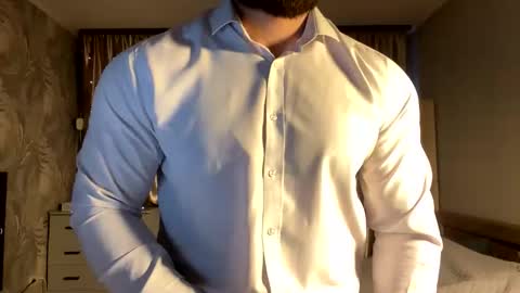 Snapshot of muscularjuggler chatting on 03-16-26, 12:38 muscularjuggler online show from 03-16-26, 12:38