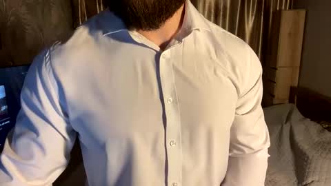Snapshot of muscularjuggler chatting on 03-22-26, 12:41 muscularjuggler online show from 03-22-26, 12:41