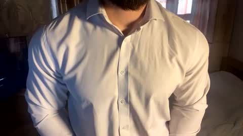 Snapshot of muscularjuggler chatting on 04-02-26, 01:36 muscularjuggler online show from 04-02-26, 01:36