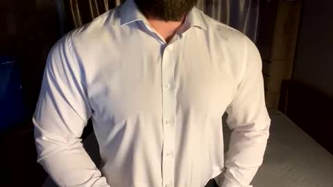 Snapshot of muscularjuggler chatting on 04-06-26, 01:58 muscularjuggler online show from 04-06-26, 01:58
