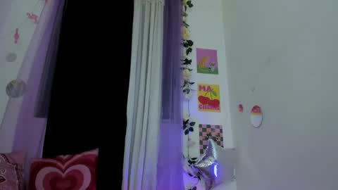 Snapshot of muse_golden chatting on 05-29-26, 04:21 muse_golden online show from 05-29-26, 04:21