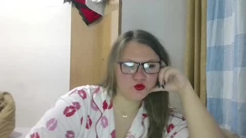 musechic_wild online show from 05-11-26, 11:02
