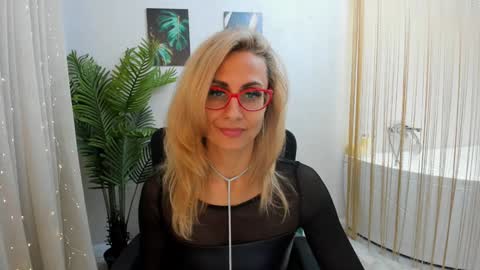 Diana online show from 02-07-25, 06:02