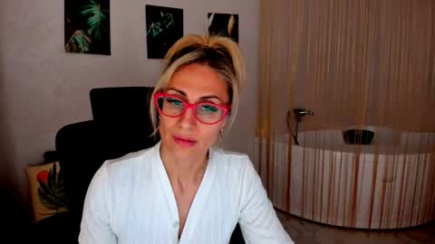 Diana online show from 04-19-26, 06:10