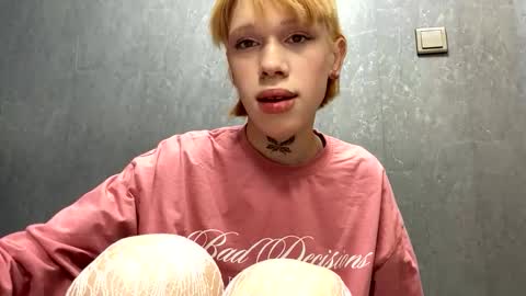 Polik   online show from 11-23-25, 08:08