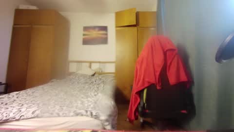 Snapshot of muslejoker chatting on 12-17-24, 12:33 musle joker online show from 12-17-24, 12:33