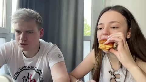 Milana and Anton online show from 06-06-26, 03:17