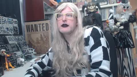 Muziknerd online show from 01-02-25, 09:50